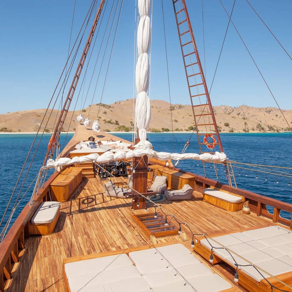 A Mindful Holiday with Komodo Yacht Charter