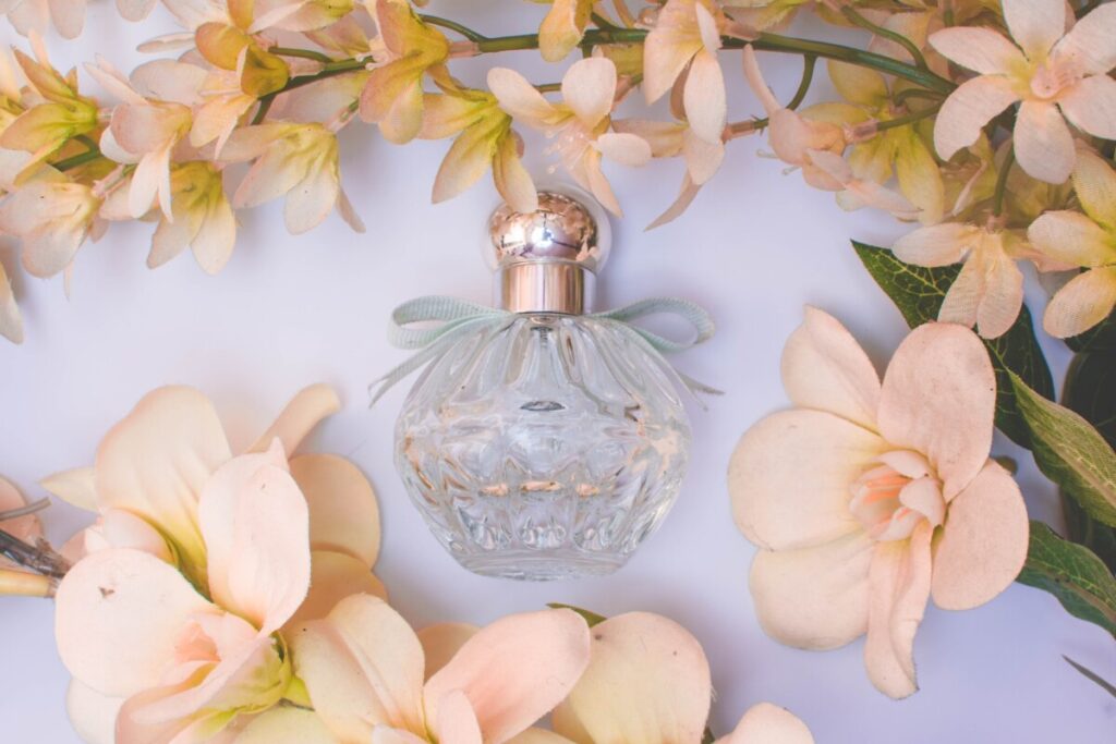 The Art of Perfume Layering: Unlocking Secret Tips for a Scentful Symphony